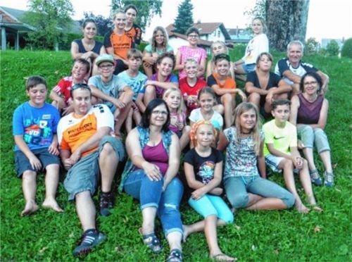 17 Kinder hatten bei der Dorfrallye jede Menge Spaß.Foto re