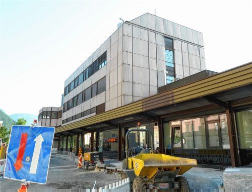 Der Bahnhof in Kufstein und sein Vorplatz werden derzeit komplett umgebaut.Foto Aerzbäck