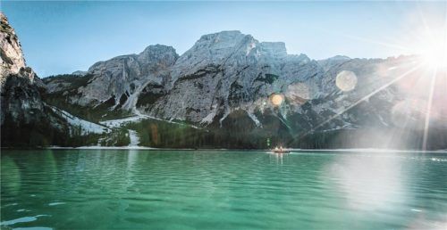 Der sagenumwobene Pragser Wildsee.Foto Drei Zinnen Marketing /M. Kottersteger