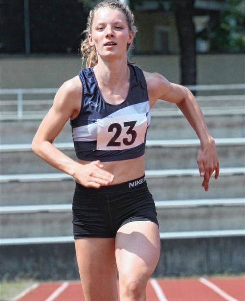 Emily Teschner vom TSV Bad Endorf siegte über 100 Meter Hürden und im Dreikampf der Jugend U18.Foto Stuffer