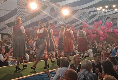 „Miss Herbstfest“-Finale: Charmeoffensive um Titel