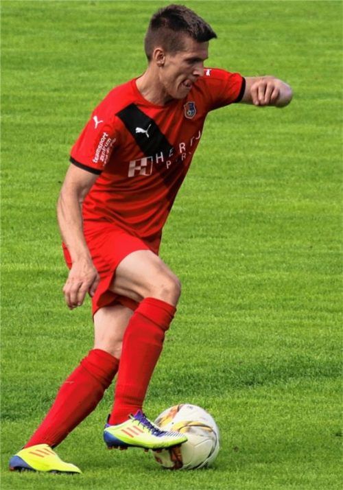 Nadil Buljubasic will mit dem SV-DJK Kolbermoor heute einen Heimsieg einfahren.Foto Hotter