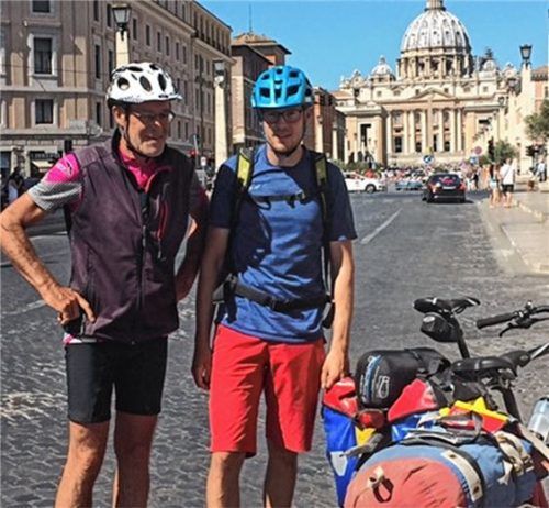 Pfarrer Heindl: Mit dem Fahrrad nach Rom