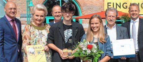 Pharao-Ausstellung: Katharina Deckenbach ist die 100000. Besucherin