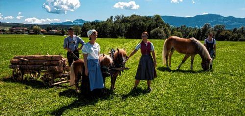 Rosserer- und Fuhrleutetag bei Riederinger Trachtlern