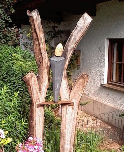 Skulptur von Leo Brandl und Stephan Kühberger.Foto Pis