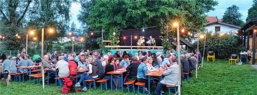 Stimmungsvolles Sommernachtsfest am Mösl