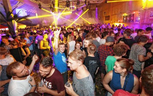 Über 1000 Gäste tanzten beim Jubiläum in Evenhausen