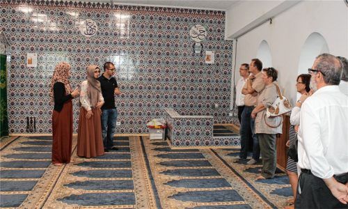 Zu klein und baufällig ist die Moschee in der Reichenberger Straße. Foto Grundner/Archiv