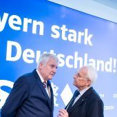 Seehofer stemmt sich gegen seinen Sturz