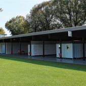 Freibad:Neues Dach fürKabinentrakt