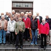Bei Schülertreffen Erinnerungen ausgetauscht