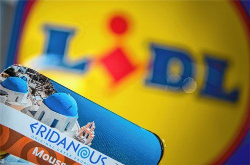 Das Beseitigen der Kreuze von den Kirchenkuppeln in einer Lidl-Werbung wird von vielen kritisiert.Foto dpa