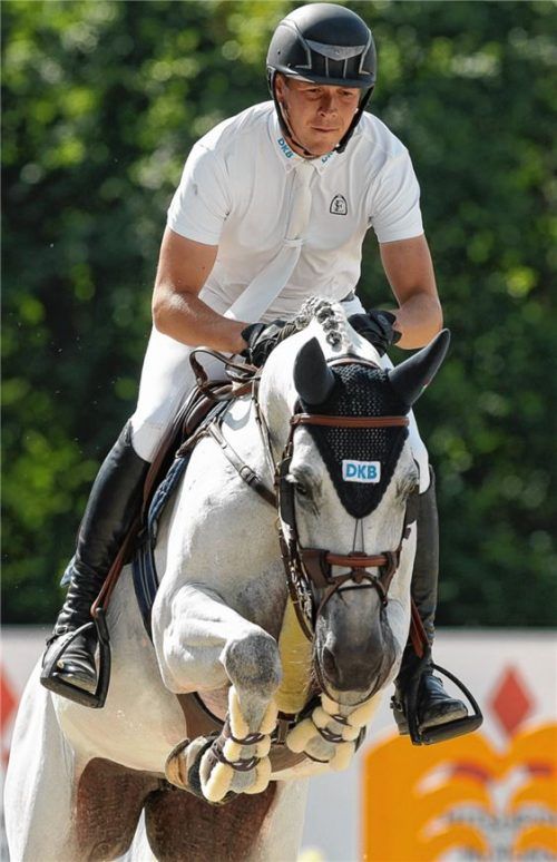 David Will, hier auf Monodie, gewann auf Gut Ising.Foto Weitz