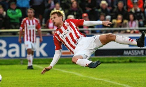 Die Buchbacher, hier Hannes Maier, segelten aufgrund der Verletztenmisere in den letzten Wochen hart am Wind. Foto  Buchholz