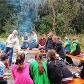 Spiele, Quiz und Lagerfeuer