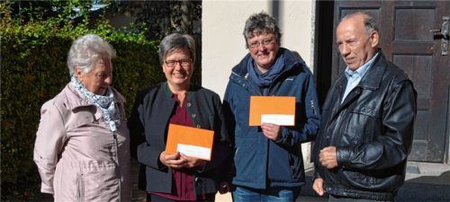 Schülerjahrgang spendet für soziale Aufgaben