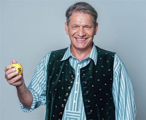 Thomas Huber (55) ist einer von 20 Kandidaten, die am 23. September die Chance haben, eine Million Euro bei der SKL-Lotterie zu gewinnen. „Das verrate ich der OVB-Heimatzeitung nur, weil ich seit 25 Jahren treuer Leser bin“, strahlt der Brannenburger. Foto Christian Boehm