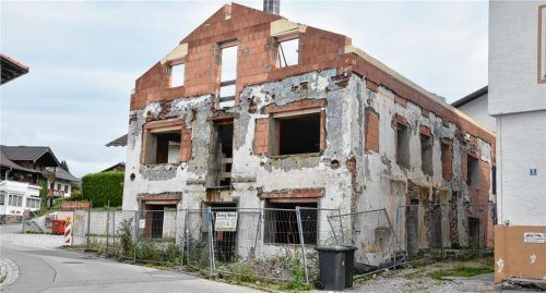 Wahrlich kein Schmuckstück: das sogenannte Prinzessinnenhaus in Vogtareuth.Foto  Schlecker