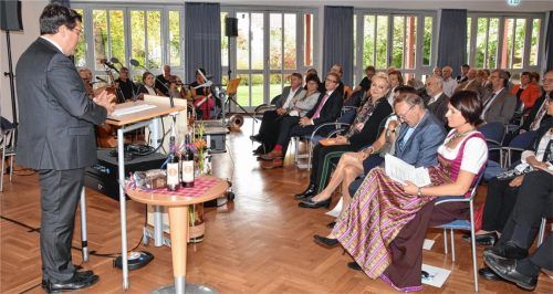 40 Jahre katholisches Bildungs- und Pfarrzentrum St. Nikolaus