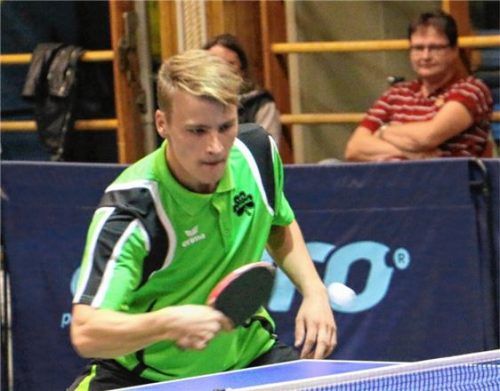 Bad Aiblings Neuzugang Viktor Ferencz bot sowohl im Doppel wie auch im Einzel eine überzeugende Leistung. Foto  Erlich