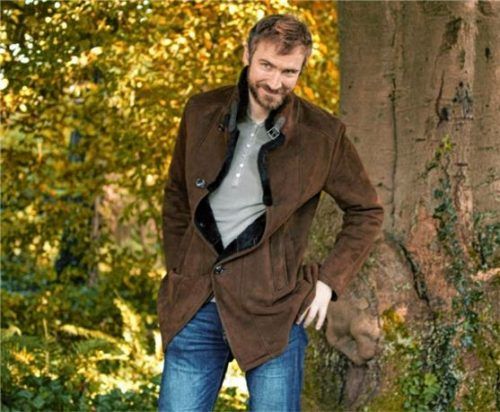 Bei Barbara Madl in der Duschl-Passage gibt es die neue Wintermode in Pelz, Lammfell und Leder für Damen und Herren.