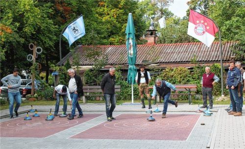 Der Stammtisch Schneiderwirt entthront die Wendelstein-Löwen