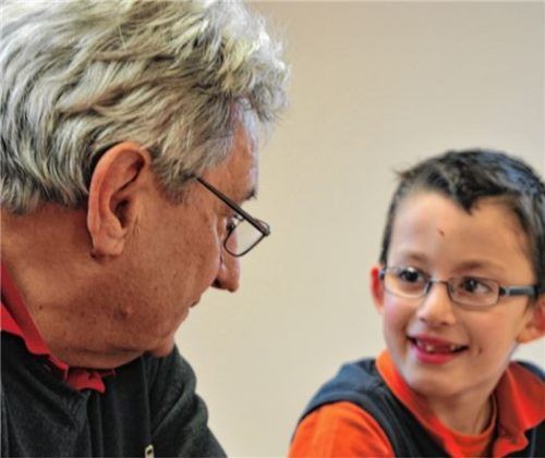 Eines der Erfolgsprojekte des Mehrgenerationenhauses sind die Schülerpaten. Foto re