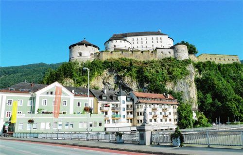 In Kufstein, der Bezirkshauptstadt, wollen 31,9 Prozent der Wähler Sebastian Kurz als neuen Bundeskanzler. Das ist ein dickes Plus für die konservative ÖVP. Starke Verluste mussten dagegen die Grünen hinnehmen, die auf nur noch fünf Prozent kamen (ehemals 17,1 Prozent). Foto Aerzbäck
