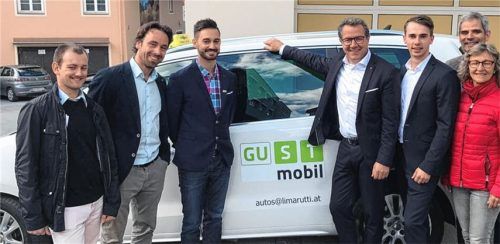 Informationen aus erster Hand holten sich die Vertreter aus dem Landkreis in Graz: Unser Bild zeigt Jugendrat Michael Becker (Prien), Alexander Stiasny (Geschäftsführer IST Mobil), Filipp Rothe (Marketing und Mobilitätsberatung IST Mobil), Landtagsabgeordneten Klaus Stöttner, Jugendratsvorsitzenden Leon Duvinage (Prien), Nachtexpress e.V.-Vorsitzenden Matthias Vieweger (Bernau) und Jugendreferentin Christine Klingenmeier (Breitbrunn). Foto re