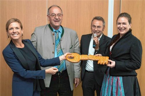 Landkreis investiert in die alte und in die neue Realschule in Prien