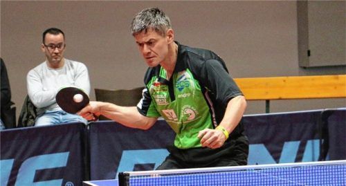 Thomas Wetzel vertrat kurzfristig seinen Sohn Felix und konnte zumindest im Doppel punkten. Foto  Erlich