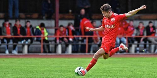 Wiggerl Räuber will mit seinen Sechzigern gegen Würzburg eine Überraschung schaffen und weiter vom Einzug in die erste DFB-Pokal-Hauptrunde träumen. Foto  Ziegler