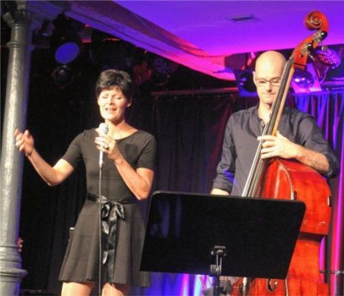 Wunderschöne Musik: Sängerin Stefanie Boltz und Bassist Sven Faller.Foto aßm