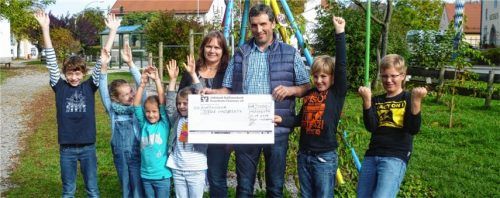 2000 Euro für den Schulgarten der Grundschule Vogtareuth