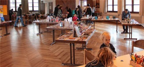 500 neue Bücher in der Gemeinde- und Pfarrbibliothek