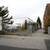 Streit eskaliert – Mann rast mit Auto in Menge