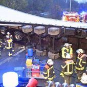 Lkw-Unfall sorgt für Verkehrschaos
