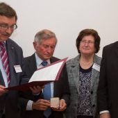 Ein katholischer Courage-Preis für Walter Bayerlein