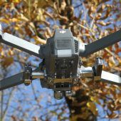 Drohnen-Kennzeichen: Akkubrand lässt das Schild schmelzen