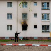 Ein Toter nach Feuer in Asylunterkunft