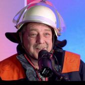 Protestsong vom Feuerwehrmann: „Da gaffen nur die Affen“