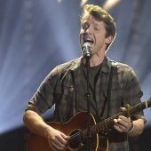 James Blunt singt 2018 im Schlosspark Tüßling