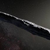 Ein Besucher aus dem All verblüfft Astronomen