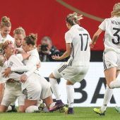 Gala gegen Frankreich rettet Jones den Job