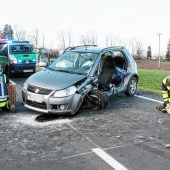 Schwerverletzte bei Zusammenstoß auf der B 305