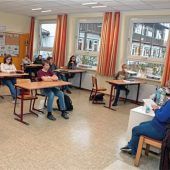 Gestriger Aktionstag: Ostermünchener lesen Schülern vor