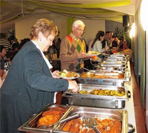 Als Dankeschön gab es ein gemeinsames Essen.Foto  stn