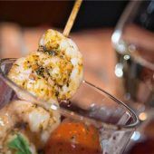 Programm und Menü für Badriazzo stehen