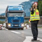 Randaliert, geprügelt und geschleust